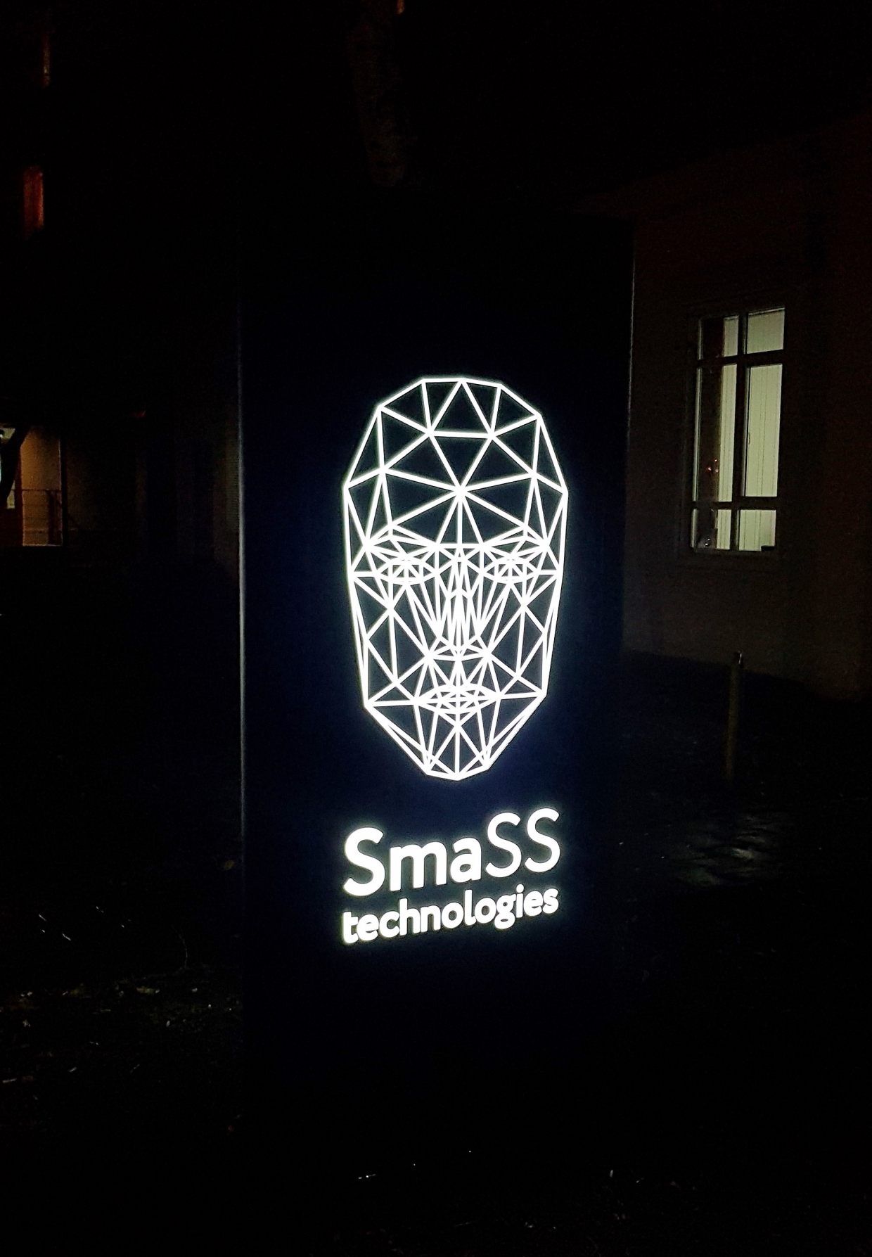 SmaSS - изготовление выставочных стендов в Самаре и Новосибирске