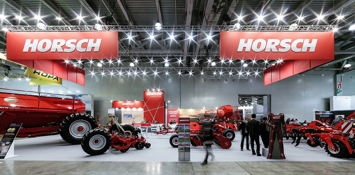 HORSCH С ЛЮБОВЬЮ К ЗЕМЛЕ - изготовление выставочных стендов в Самаре и Новосибирске