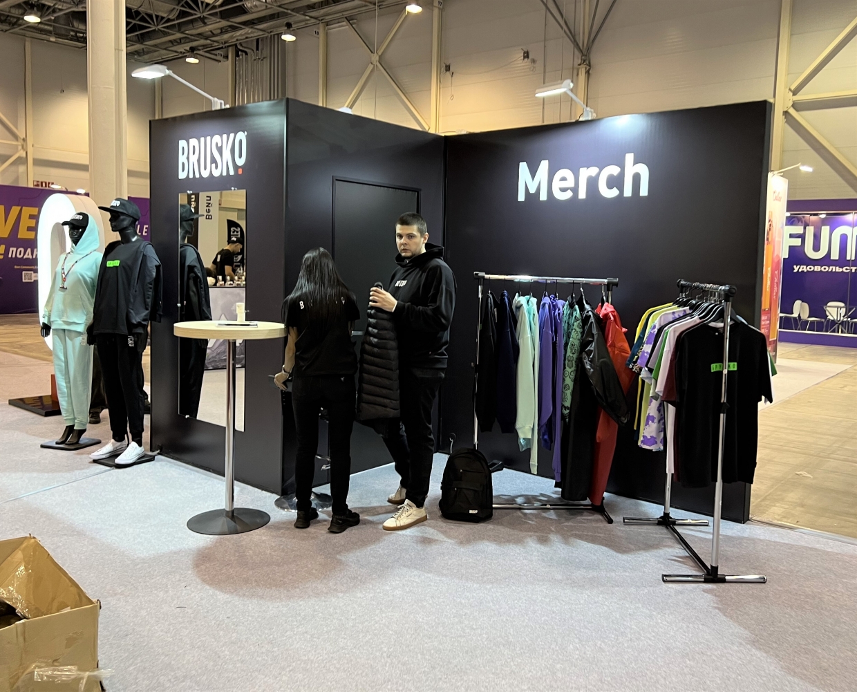 BRUSKO - изготовление выставочных стендов в Самаре и Новосибирске